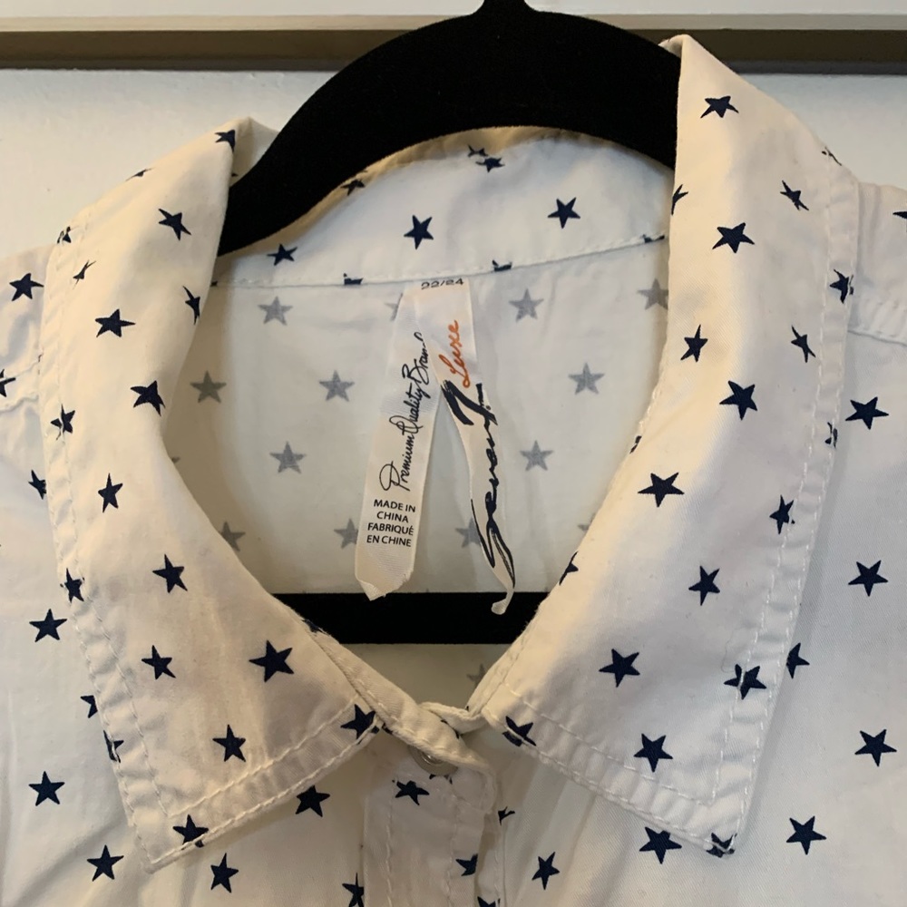Seven7 Star Blouse (size 22/24)